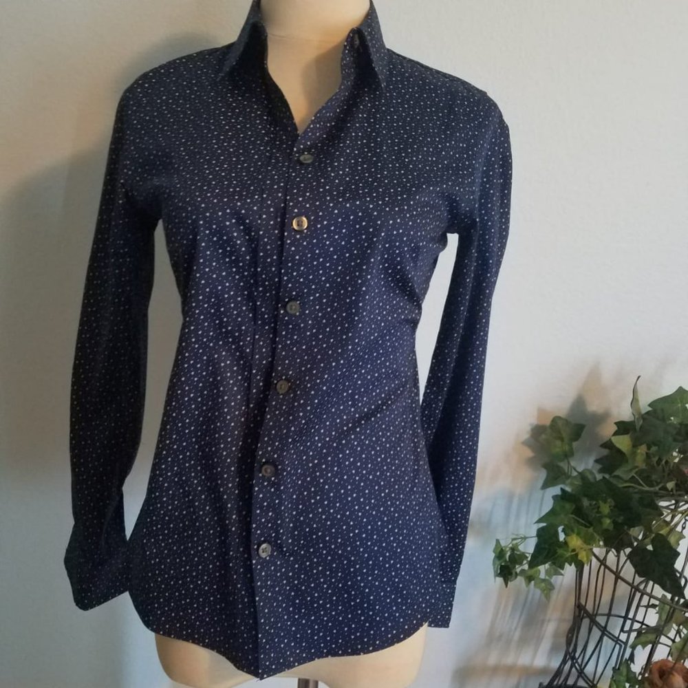 3/$20 Banana Republic Heart Button Down Shirt
